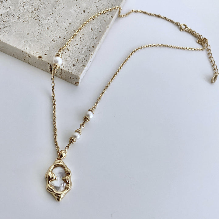 Natural Mother of Pearl Necklace - EVERLIA STUDIO