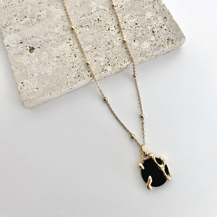 Sterling Silver Onyx Necklace - EVERLIA STUDIO