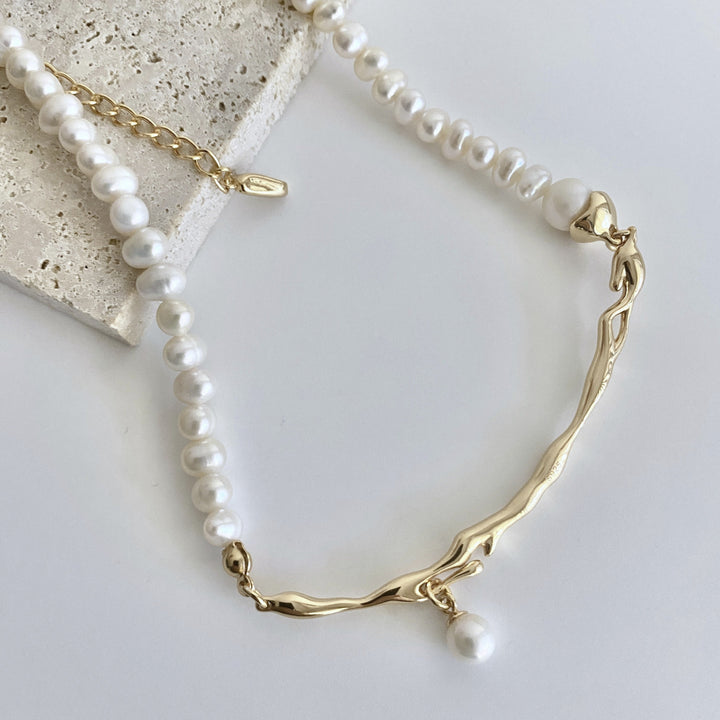 Sophisticated Gold Plated Pearl Necklace - EVERLIA STUDIO