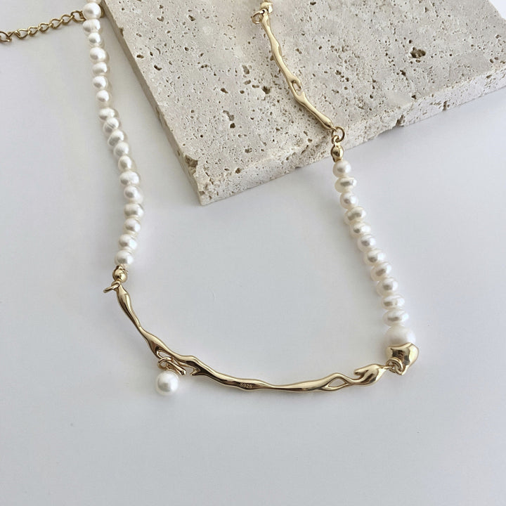 Sophisticated Gold Plated Pearl Necklace - EVERLIA STUDIO