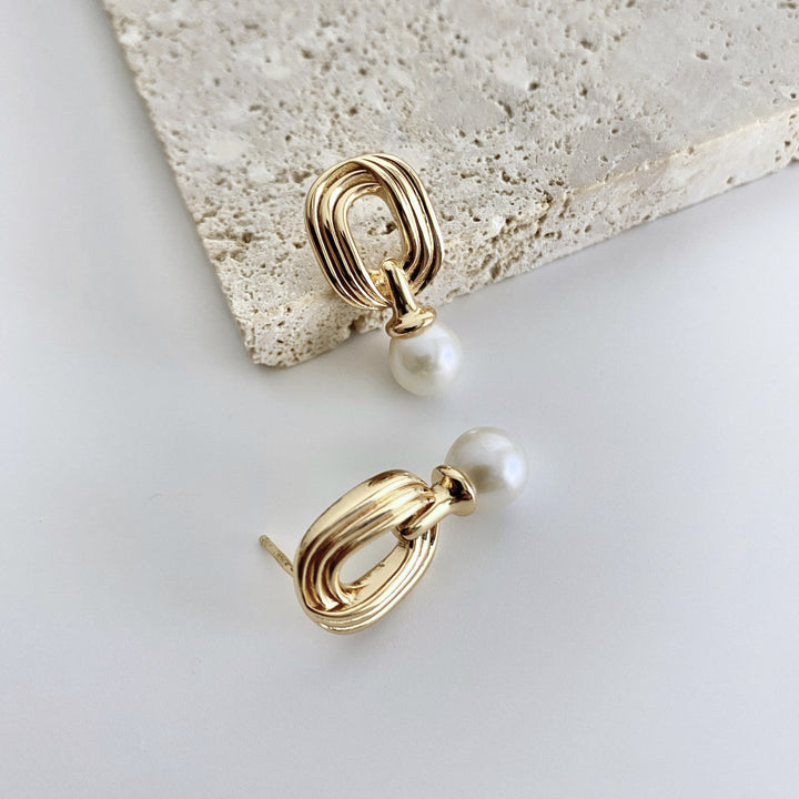 18k Gold-Plated Sterling Silver Pearl Earrings - EVERLIA STUDIO