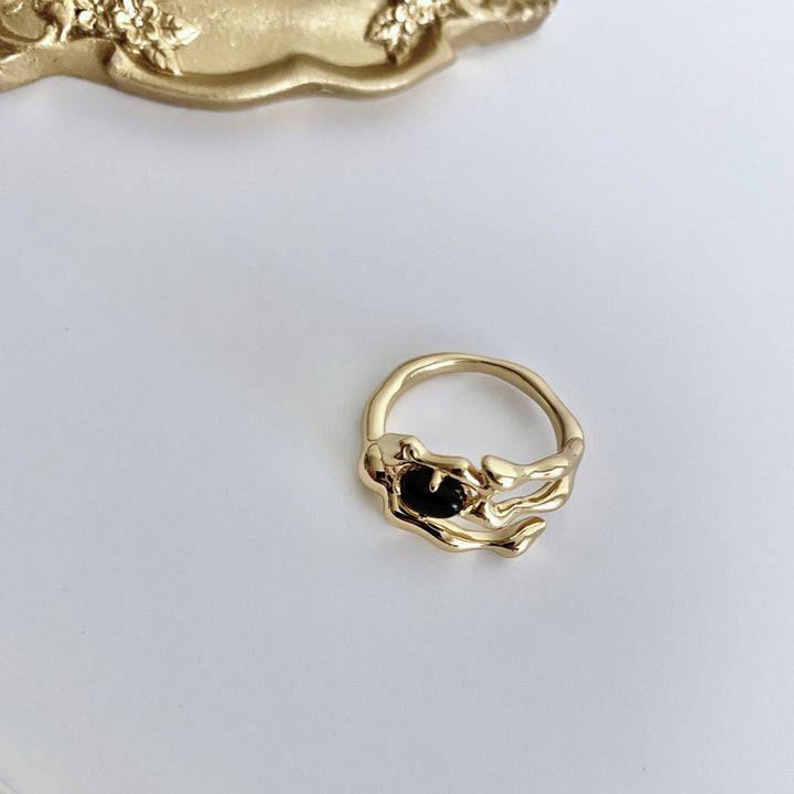 18k Gold-Plated Sterling Silver Onyx Ring - EVERLIA STUDIO