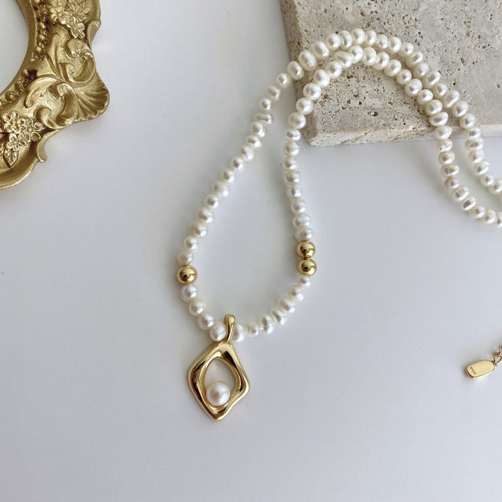 Elegant Gold Plated Pearl Necklace - EVERLIA STUDIO